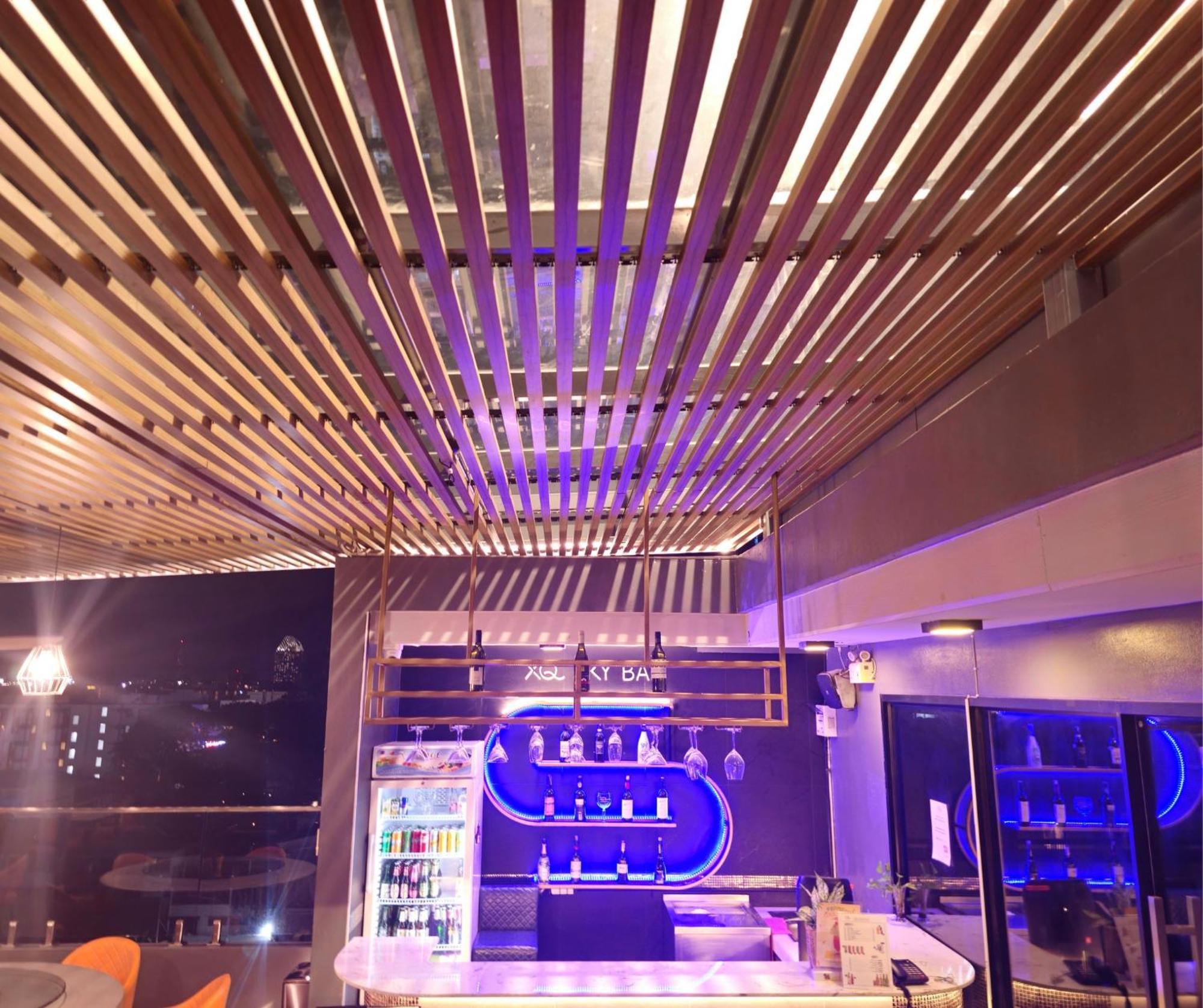 Xq Pattaya Hotel Exteriör bild