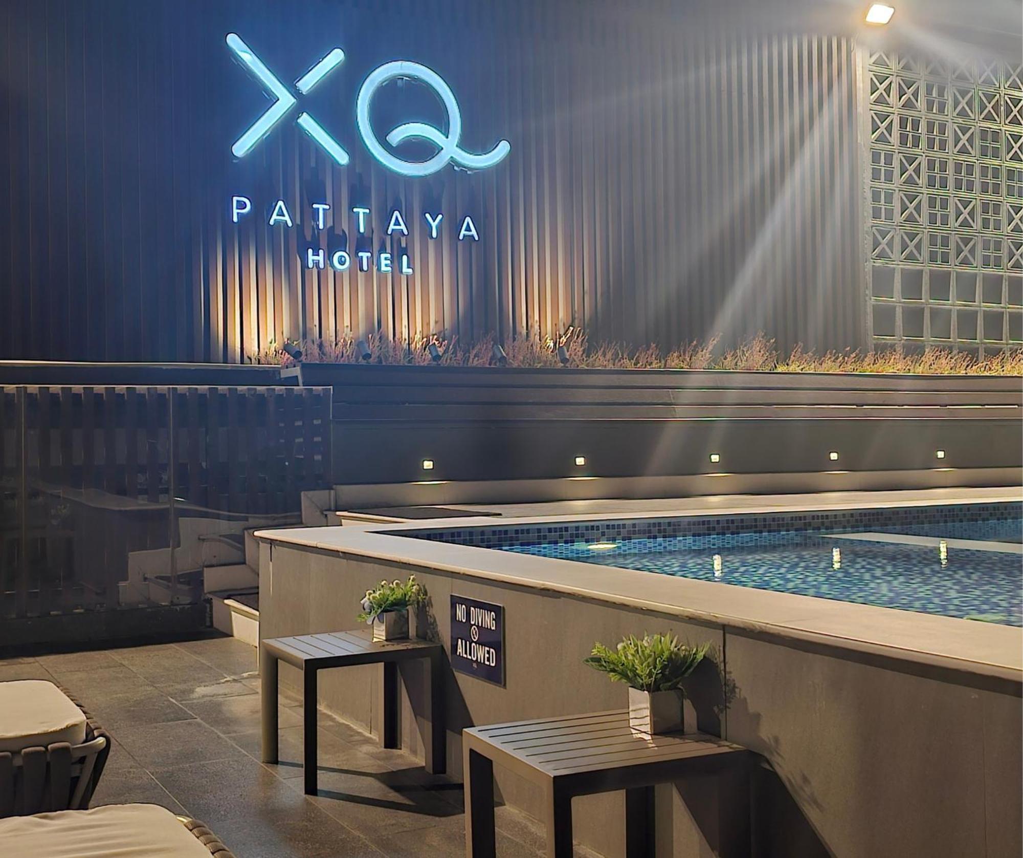 Xq Pattaya Hotel Exteriör bild